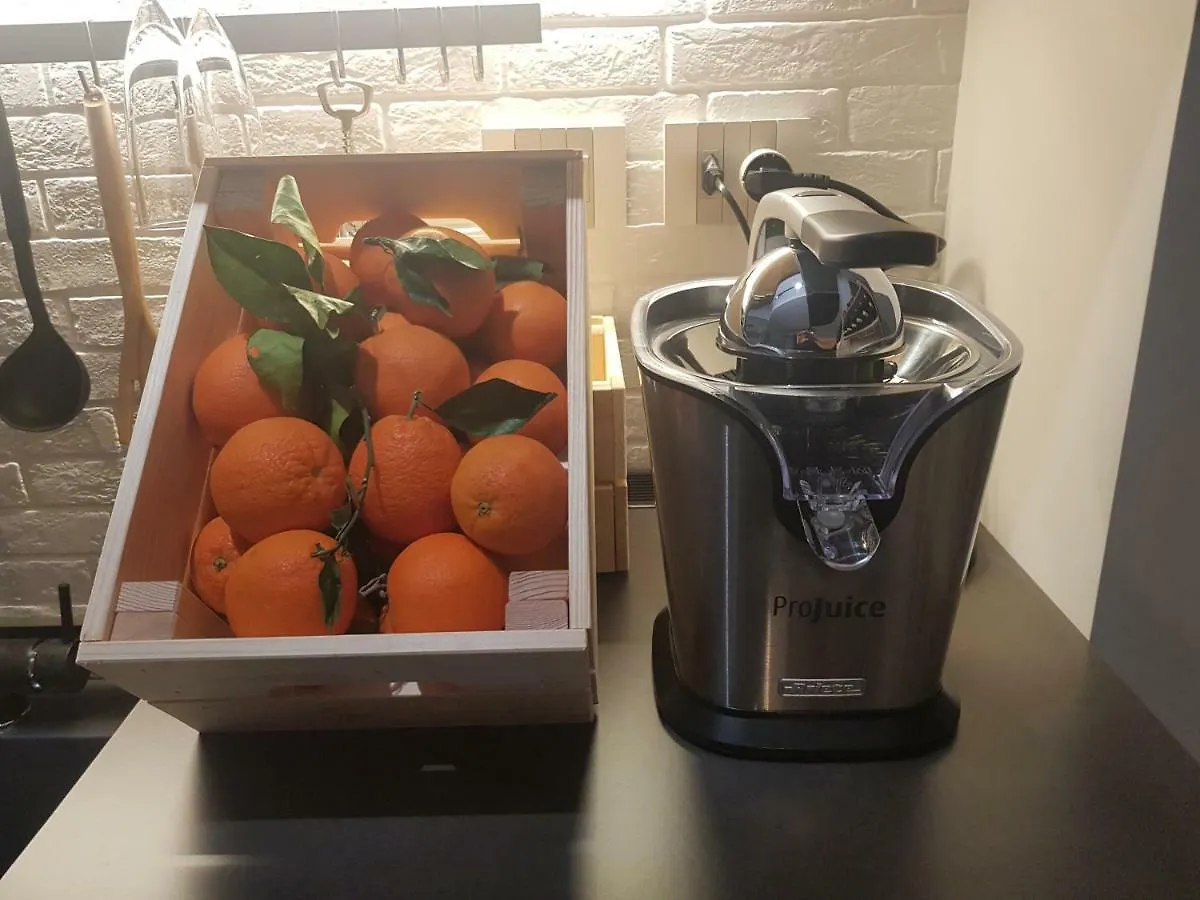 Apartment Ventimiglia Suite & Wine Catania